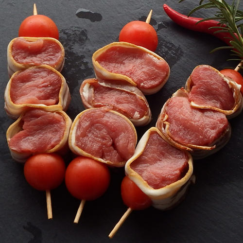 GRILLADES : 2 Brochettes filet mignon  150g chacune