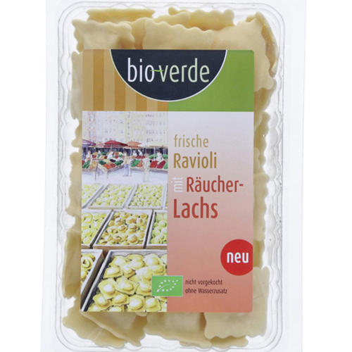 Raviolis frais au saumon fumé, ricotta et robiola 